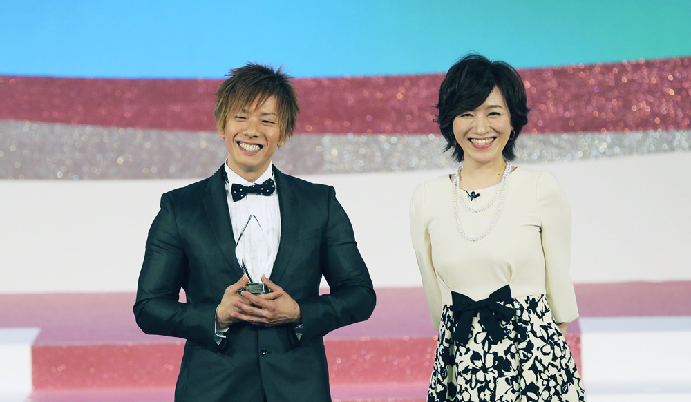 Shimiken wins the Best Actor prize