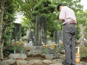 Bon Koizumi at Zoshigaya Cemetery