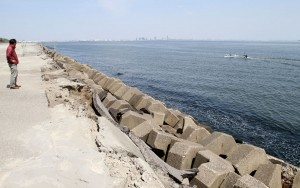 Effects of soil liquefaction in Urayasu, Chiba Prefecture following Great East Japan Earthquake