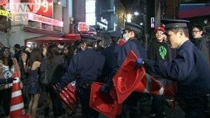 Gas Panic clubs in Roppongi raided for improper licensing, two arrested