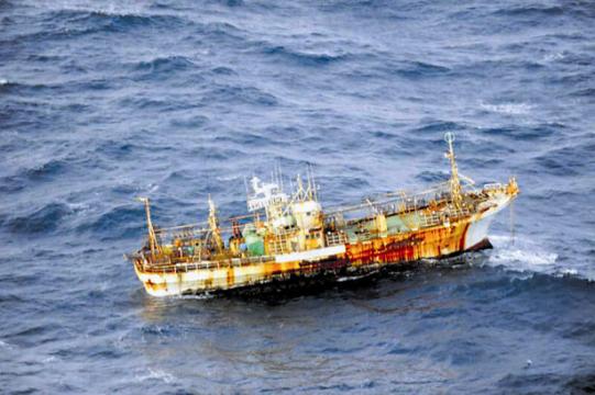 Japanese fishing boat swept to sea after 3/11 found off Canada