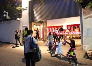 Halloween at the Yamaguchi-gumi headquarters in Kobe