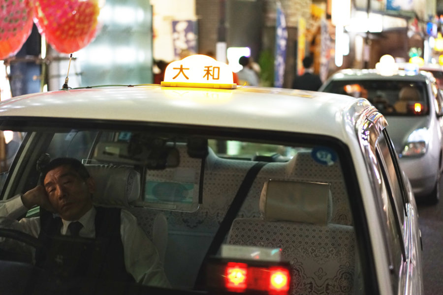 A taxi lineup in Katamachi