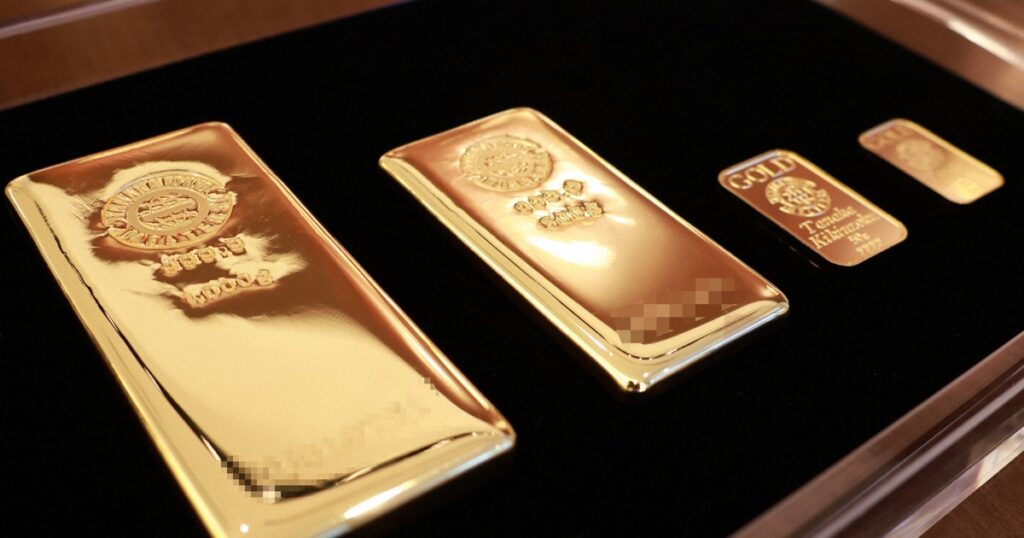 Gifu man loses ¥190 million in gold bullion to fake cops in 'My Number' scam