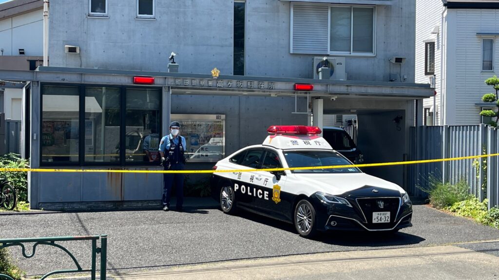 Tokyo cop shoots himself in head at residential police box