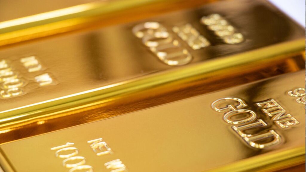 Nagasaki woman swindled out of ¥400 million in gold