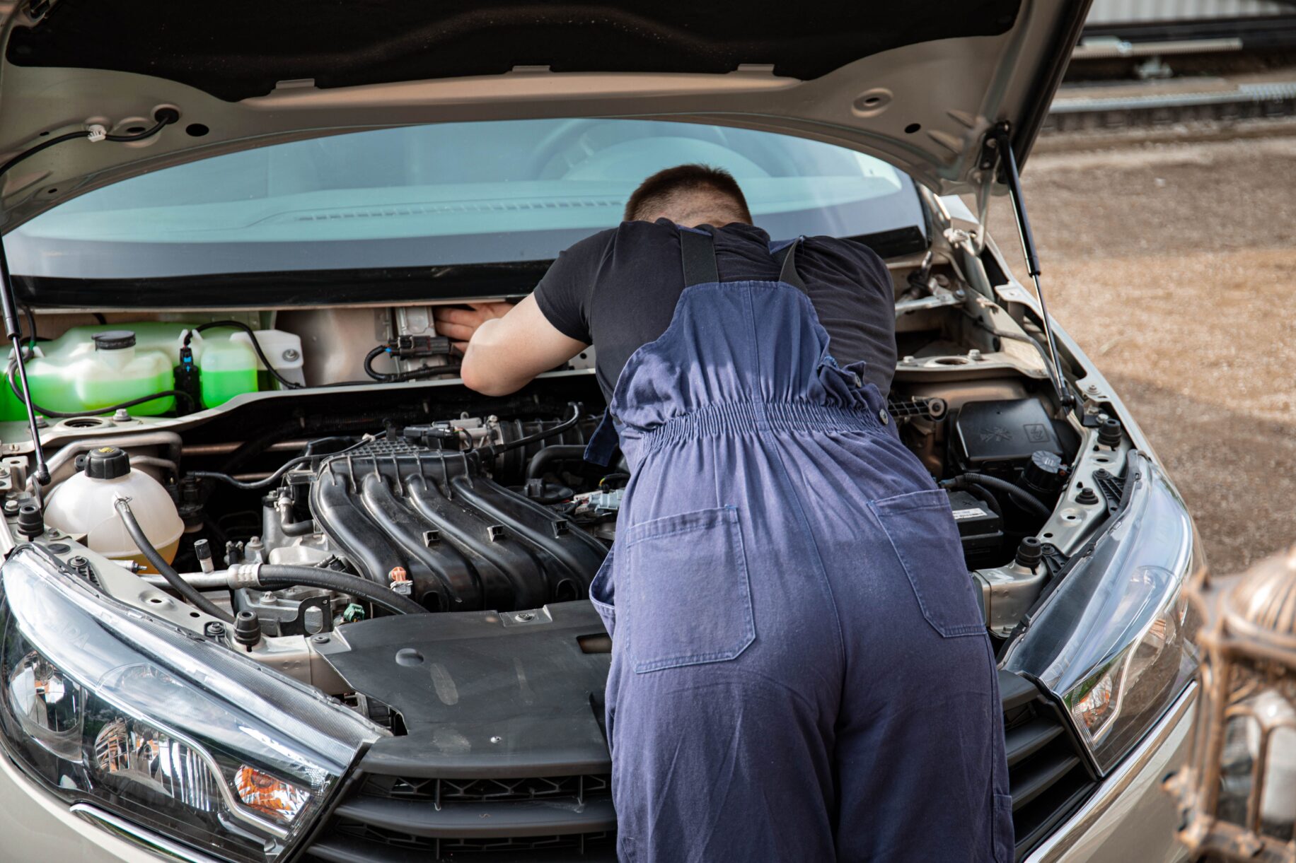 Asbestos in the Automotive Industry: What Mechanics and Workers Need to Know