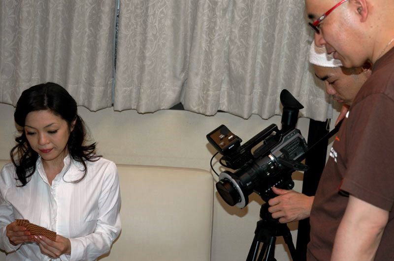 AV director Katsuya Ichihara (right)
