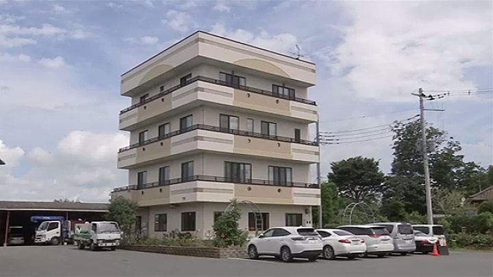 Ibaraki police are investigating the theft of 27 million yen in cash and valuables from a shipping company office in Omitama