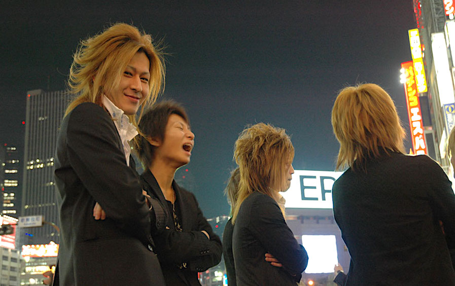 Hosts in Kabukicho