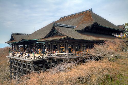 Kiyomizu Temple in Kyoto, via Flickr (Nam2@7676)