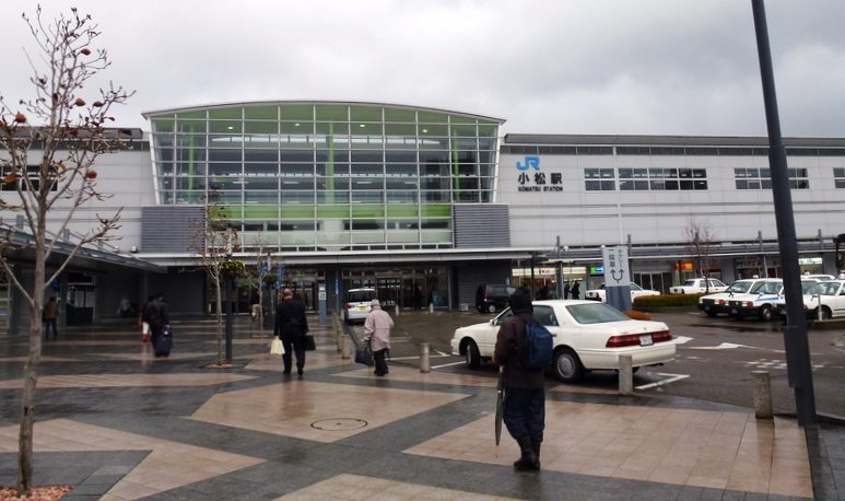 A homeless man abducted a school girl on a road in Komatsu City