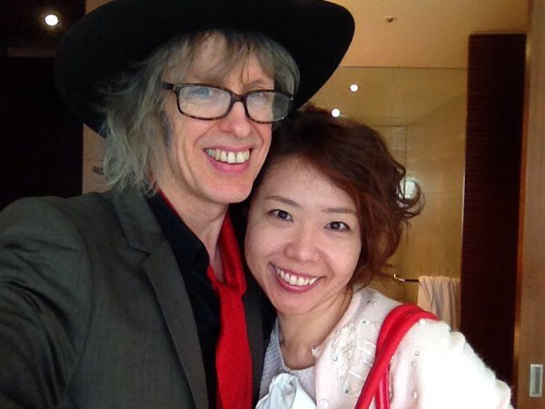 Mike Scott and Megumi Igarashi