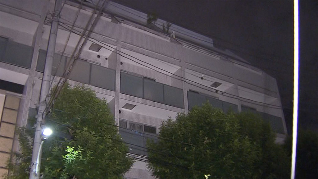 A woman's corpse was found in a residence in the Roppongi area of Minato Ward