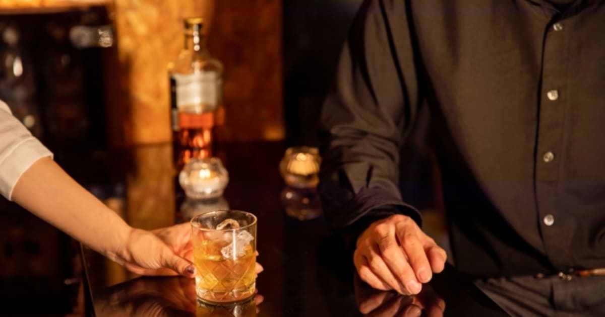 Tokyo man accused of scamming hostesses with fake inheritance