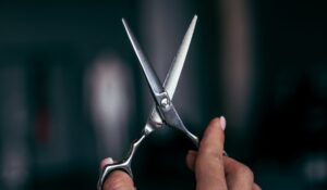 Brazilian man accused of stabbing drugstore clerk with scissors