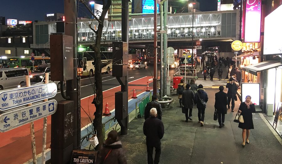 A male corpse was found in between 2 buildings near the Shibuya Hikarie complex