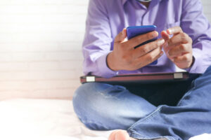 How Horse Racing Betting Sites Expand the Reach of US Horse Racing