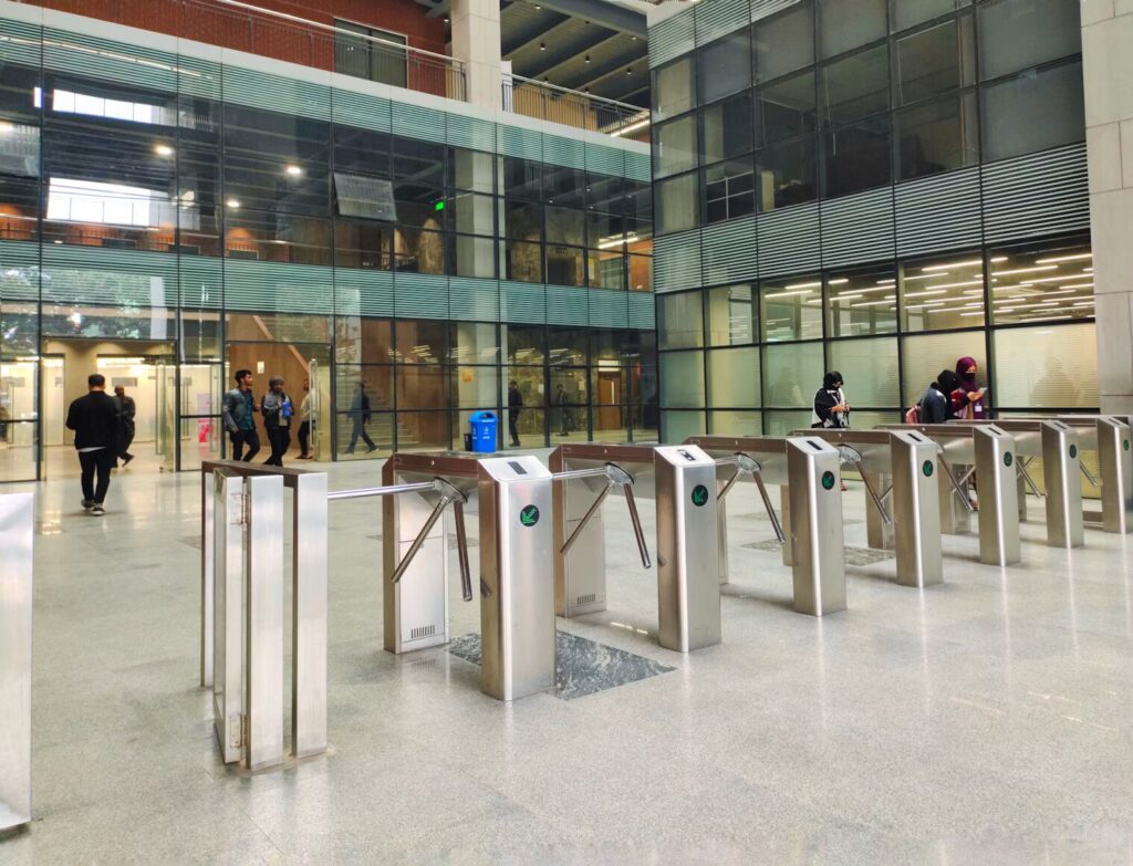The Role of Tech in Preventing Vandalism and Theft