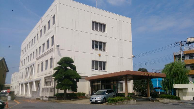 Officers from the Tsuchiura Police Station arrested three men in the alleged gang rape of a woman inside a hotel room