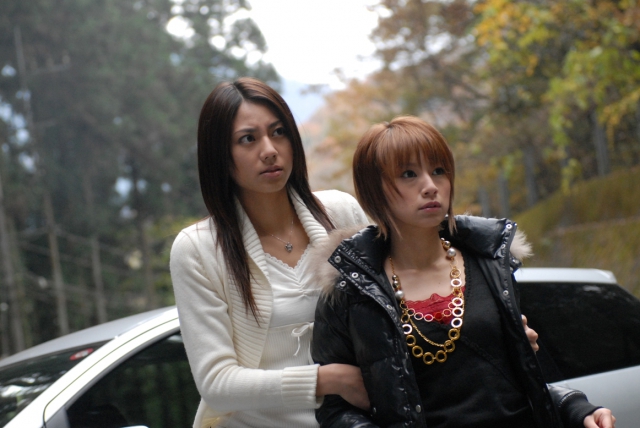Nao Matsushita (left) and Ami Suzuki in "X-Cross"